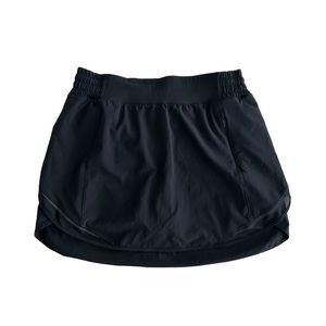 Lululemon Hotty Hot High-Rise Skirt Size 6
